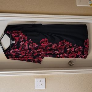 Plus size red/black knee length dress